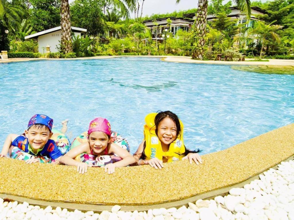 Nattha Waree Hot Spring Resort And Spa Ban Nua Khlong Bagian luar foto