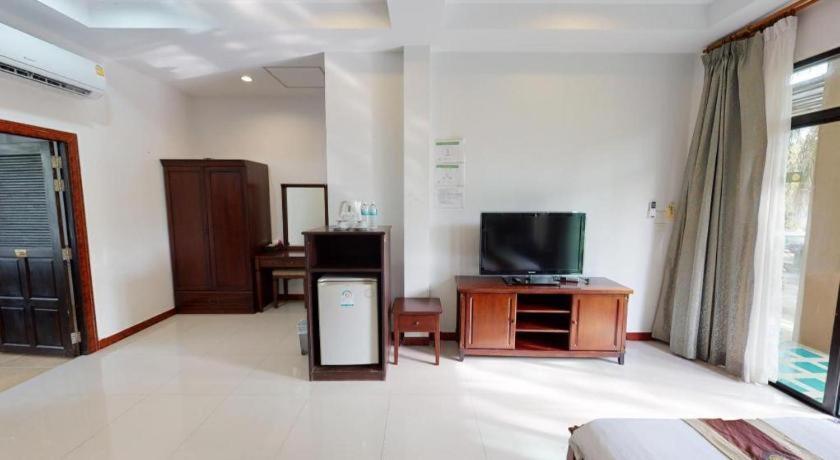 Nattha Waree Hot Spring Resort And Spa Ban Nua Khlong Bagian luar foto