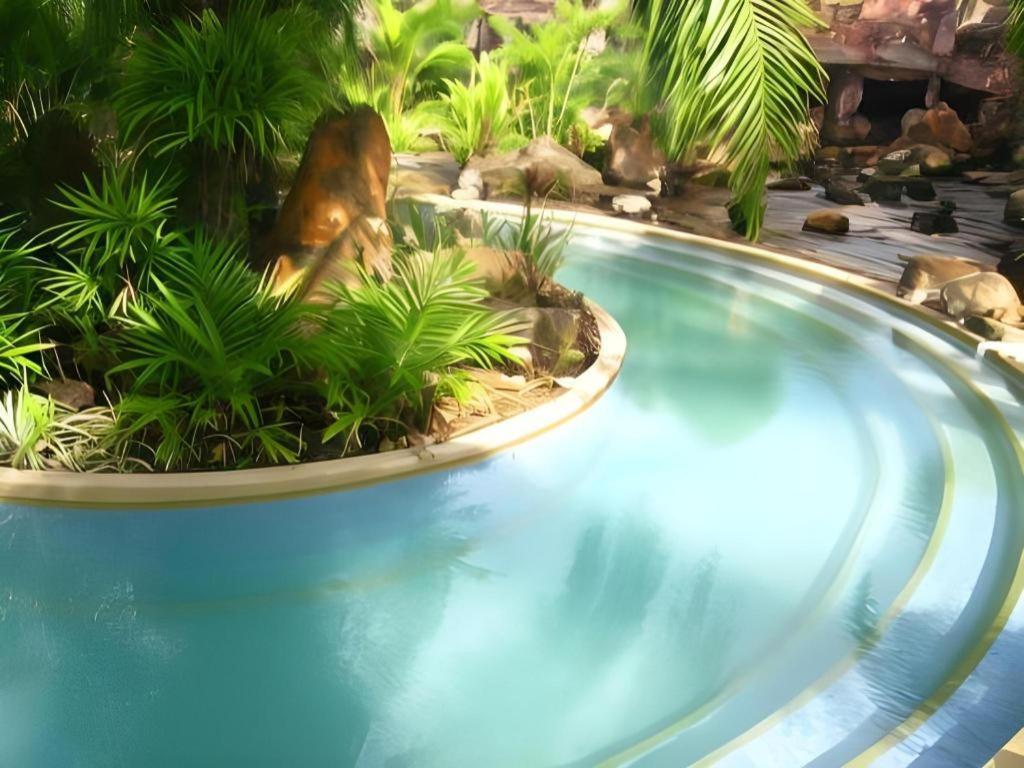 Nattha Waree Hot Spring Resort And Spa Ban Nua Khlong Bagian luar foto