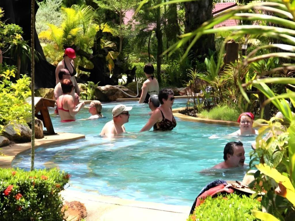 Nattha Waree Hot Spring Resort And Spa Ban Nua Khlong Bagian luar foto